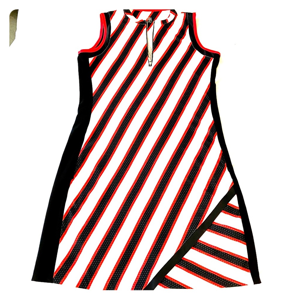 Tail Golf dress with pockets